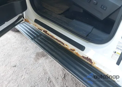 2012 Ford Expedition Limited из США, поврежденный, VIN 1FMJU2A57CEF57411